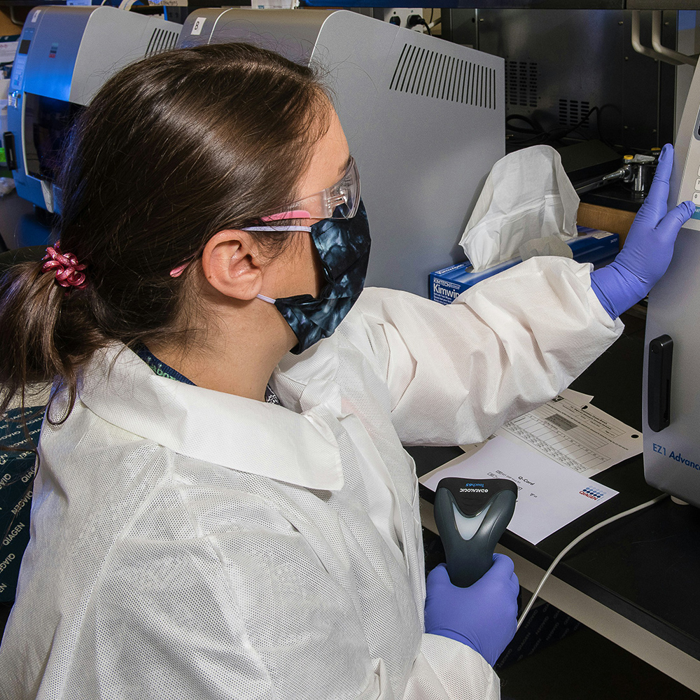 Ciara McOmber, Lab Staff at MomGenes, involved in scientific research for postpartum depression at UNC School of Medicine.